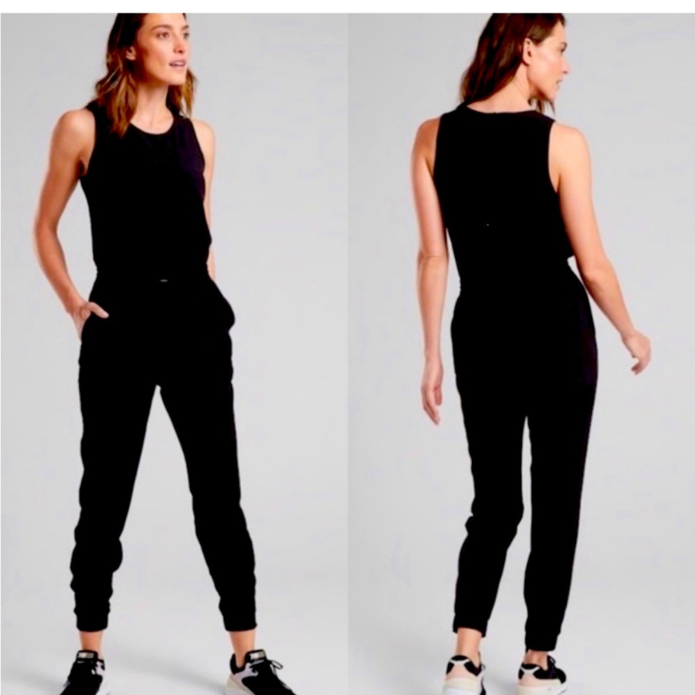 Size 8 Athleta Hillside jumper